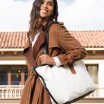 Walter Baker NEW Carly White and Black Canvas Daytripper Bag, New, MSRP $198 Photo 4