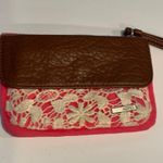 Aeropostale pink and white appliquéd wallet Photo 0