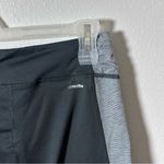 Adidas  Women Gray Capri Active Leggings Climalite Size Small. Photo 5