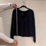 Gap Cloud Light V-Neck Black Top Photo 4