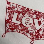 Levi's Tee Shirt Top Graphic Floral Vines Lightweight Crewneck Red Cream Ivory Photo 2