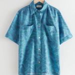 & Other Stories Blue Wavy Printed Short Sleeve Boxy Button Up Shirt Size XS Photo 3