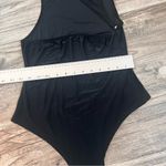 Pretty Little Thing  BLACK SLINKY ASYMMETRIC CUTOUT SLEEVELESS Bodysuit NWT #46 Photo 10