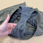 Vuori  Clementine Short 2.0 NWOT SzS Light Oregano Photo 6