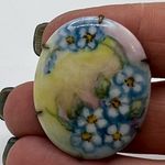 Vintage Hand Painted Porcelain Floral Brass Back Brooch Pin Blue Photo 2