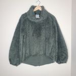 Lululemon  Warm Restore Sherpa‎ Pullover Balloon Sleeve Olive Green M/L Photo 0