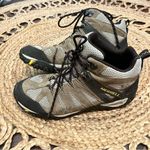 Merrell  Hiking Boots Women’s 11 Brown Gray Accentor 2 Vent Mid Waterproof Trail Photo 2
