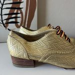 i’alave Metallic Gold Chevron Textured Lace Up Leather Oxford Shoes Size 37‎ Photo 3