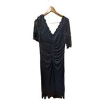 Betsy and Adam  Women's Lace-Top Waterfall-Detail Gown Size 14W Photo 12