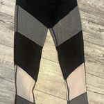 SO Kohls  Large Womens Yoga High Rise Leggings Black Gray & White Athleticwear Photo 0