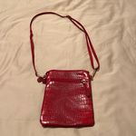 Unbranded perfect little crossbody bag w/lots of packets & cute croc design EUC Red Photo 1
