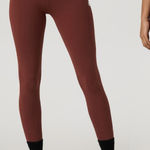 Vuori Women’s Daily Leggings Pull On 25” High Rise Drawstring in Burnt Sienne XS Photo 0