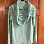 Lilly Pulitzer  Belinda off the shoulder pullover size medium. Photo 1