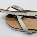 UGG  Women Size 11 Lorrie Suede Thong flip Flop Sandals Green Photo 11