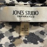 Jones Studio  Black and Cream Patterned Blouse Size Large Photo 3
