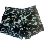 Peace & Pearls Black & Green Foliage Print Pull On Linen Cotton Shorts Sz Large Photo 0
