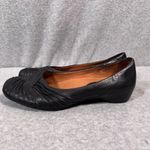 Earthies Vanya Women's Black Leather Slip Ons Size 9B Casual Flats Photo 2