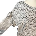 EUC DKNY Jeans Women’s Drop Shoulder Herringbone Crop Sweater Size Large Gray Photo 6