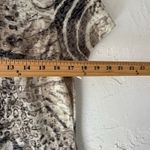 Hannah Size Medium P Animal Print Rhinestone Green Burnout‎ T Shirt Photo 5