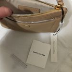Marc Jacobs NWT  Empire City Pebbled Leather Wristlet COCOON M0015040 Photo 2