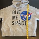 Chemistry NASA cropped hoodie “I need space” woman’s sz S Photo 6