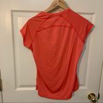 Under Armour NWOT  ‘Green’ Collection Semi-fitted Heatgear Athletic Top Photo 2