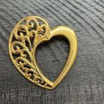 Vintage Gold Tone Heart Brooch Pin with Cutout Details Cutout Art Deco Swirls Photo 0