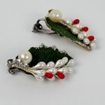 Vintage Christmas Holly Clip On Earrings Faux Pearl Mistletoe Holiday Jewelry Photo 2