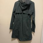 Athleta  Overcloud Jacket Womens Navy Hood Nylon Zip Front Pocket Caped Size S Photo 5