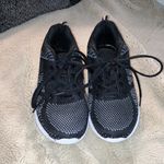 Cushion Walk by Avon Sneakers, Size 7 Black Photo 1