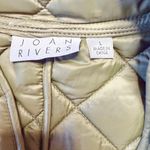 Joan Rivers - Women’s Olive Green Puffer Jacket - Size Large. Photo 5