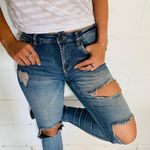 Refuge Ripped Jeans Photo 0