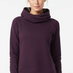 Yogalicious  Purple Hoodie long Sleeve Sport top NEW S Photo 0