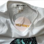 Wild Honey Cropped Snake Lips Tee Photo 12