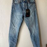 Levi's NWT Levi’s Premium Wedgie Icon Fit in Shut Up Wash Photo 2