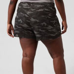 Athleta  Camo Mesh Racer Run Shorts 4” | 1X Photo 0