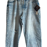 Ava & Viv  Women's Plus Size Light Blue Denim Cropped Jeans - Size 17 - NWT Photo 0