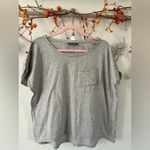 Soho  New York Company gray t-shirts with a chest pocket and a relaxed fit Photo 1