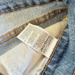 Old Navy  Women’s Size 4 WOW Denim INDI Corona 5-Pocket Cuffed Hem Shorts Photo 3