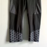C9 by Champion Semi Crop Black Leggings Sunburst Pattern Size M Size M Photo 1
