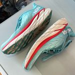Hoka One One Clifton 8 Women’s Running Shoes Aqua/Red Size 8.5 B Photo 8