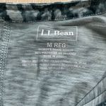 L.L.Bean  Hunter Green Snake Skin Print Rolled Short Sleeve Top Size Medium Photo 2