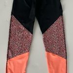 Old Navy Active Go- Dry Fitted Leggings Size M Photo 6