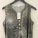 NWT Gorgeous Summer Dress. Maxi. Size Medium. Sage green w/fun print.‎ Photo 2