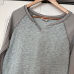 Boutique‎ Gray Long Sleeve Top Size Medium Photo 2