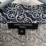 Anne Carson  linen shirt Photo 2