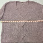 Free People  lavender purple loose knit long sleeve sweater woman’s size small Photo 3
