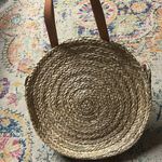 Universal Threads NWT Round Straw Tote Bag Tan Photo 1