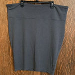 Torrid fleece lined grey pencil skirt size 2 Photo 0