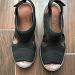 Bzees  Womens Dream Wedge Sandals Shoes Black Adjustable Ankle Strap Size 8 Photo 4